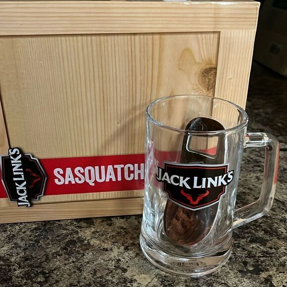 JACK LINKS SASQUATCH NEW GLASS STEIN AND BOTTLE OPENER - Picture 1 of 5